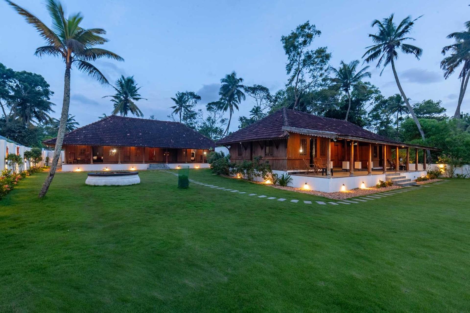 Deshadan'S Tarangi Beach Villas,Marari 마라리쿨람 외부 사진